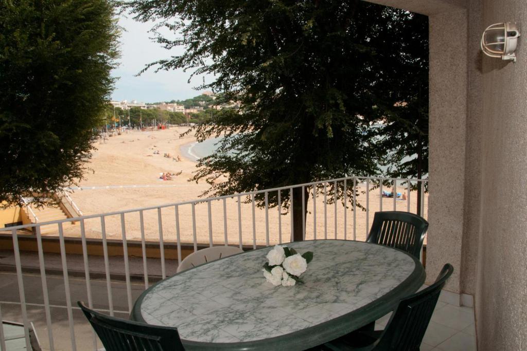 Apartamentos Siglo XXI - Ancla Sant Feliu de Guíxols Oda fotoğraf